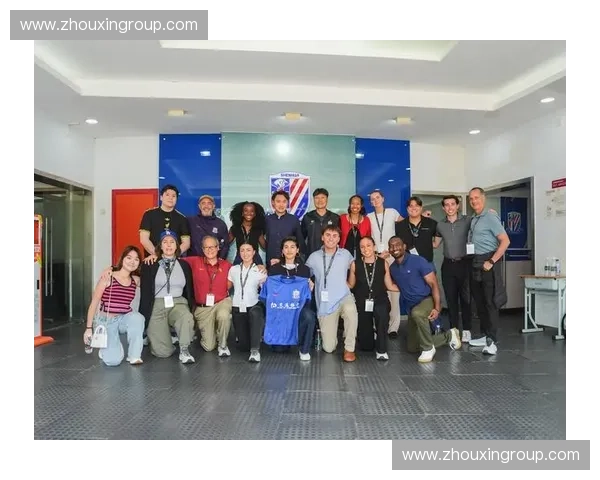 全面解析美国大学美式足球联赛发展格局与竞技特色深度剖析趋势研 全面解析美国大学美式足球联赛发展格局与竞技特色深度剖析趋势研